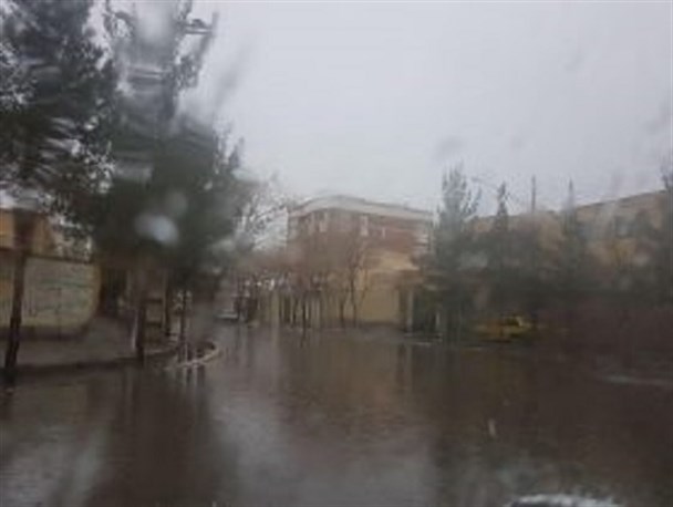 همشهریان از طریق سامانه ۱۳۷ آبگرفتگی معابر را اعلام کنند