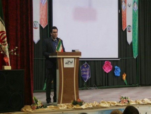 جشن بزرگ کارگری در تکاب برگزار شد