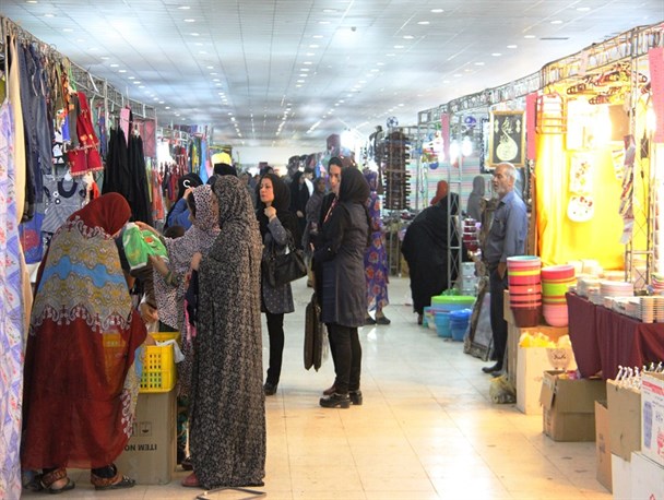 بازار داغ خرید های عیدانه در نمایشگاه بهاره+ تصاویر