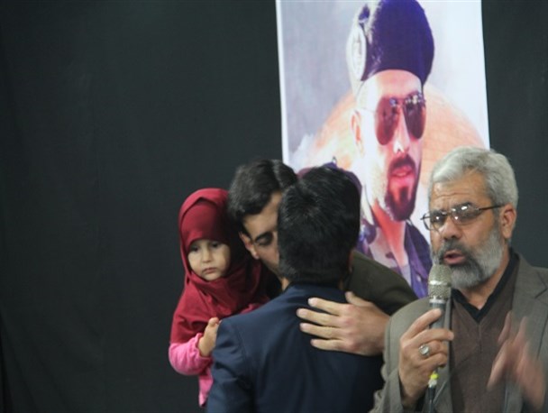 میزبانی عزاداران فاطمی جغتای از خانواده شهید مدافع حرم