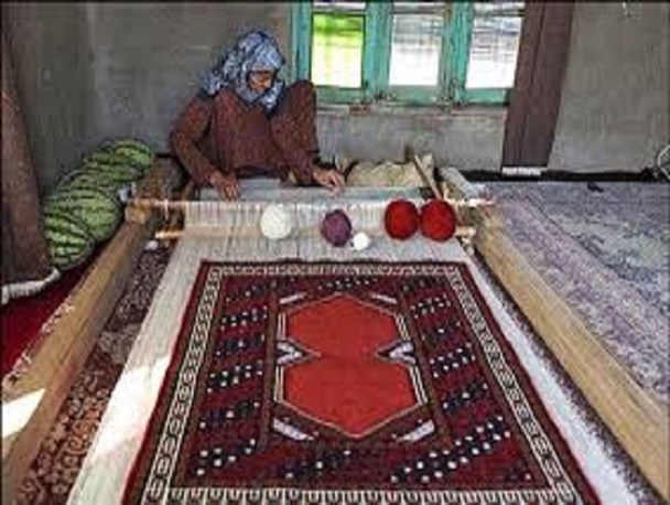 قالیبافی ترکمن، کد استاندارد آموزشی دریافت کرد