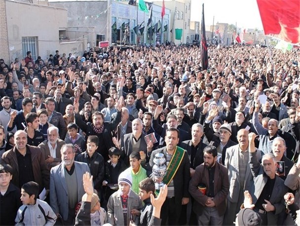 تجمع بزرگ عزاداران فاطمی در سمنان برگزار شد