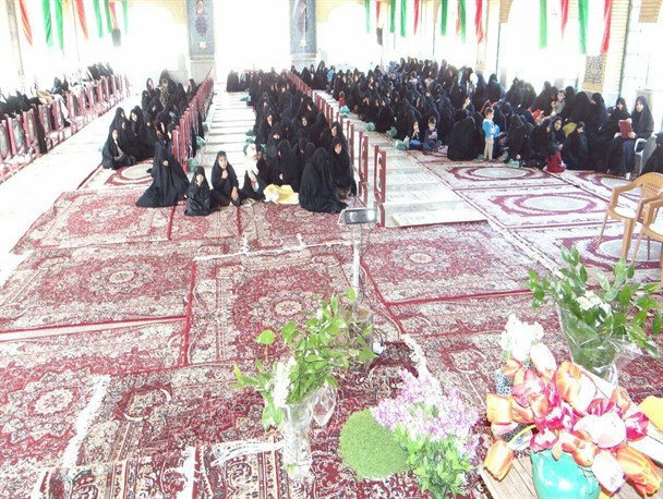 مادران و همسران شهدای سین تجلیل شدند+ تصاویر