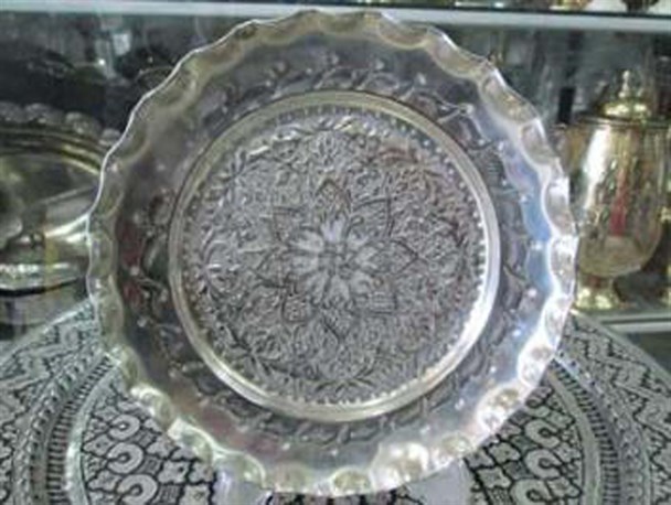 ورشو با شهرت جهانی،حاصل ذوق و هنر هنرمندان بروجرد/هنری که زینت بخش خانه ها می شود