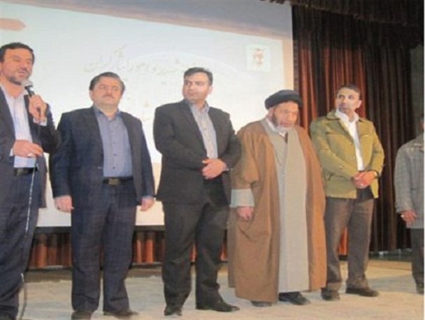 تجلیل از مادران و همسران شهدا در شهر شاهد نمونه کشور