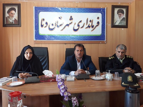 اتمام حجت فرماندار دنا با مدیران پروازی /ادارات در ایام تعطیل کوتاهی نکنند