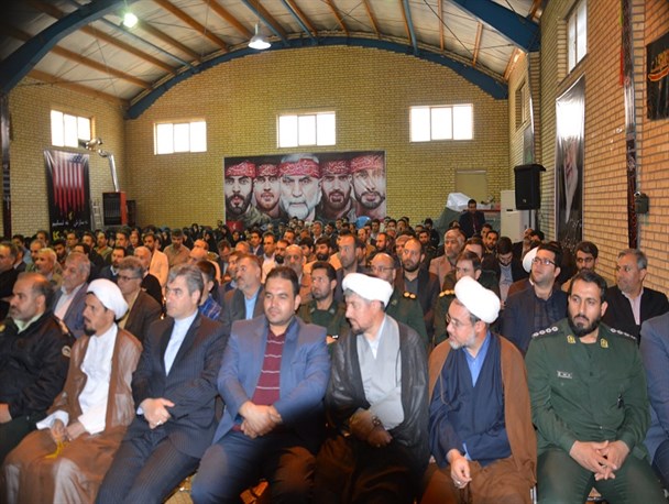 برگزاری مراسم تکریم و معارفه فرماندهان قدیم و جدید سپاه بهارستان