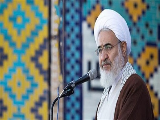 مسافرت در شرایط کنونی توجیه عقلی و شرعی ندارد/ اقدامات بسیج طلاب و متدینین برای سلامت مردم، قابل تقدیر است