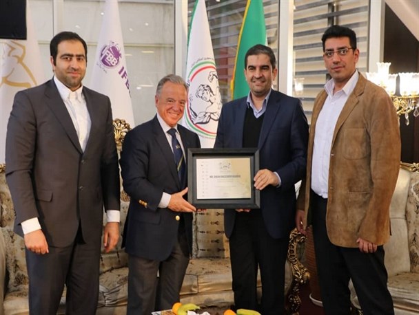 دیدار عضو کمیسیون فرهنگی مجلس با رافائل سانتونخا در مرکز آکادمی IFBB