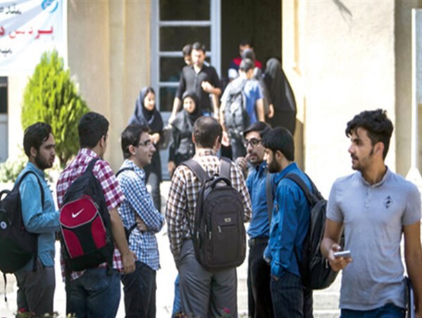 تربیت دانشجوی کارآفرین رسالت مهم دانشگاه است/ به جوانان فرصت ریسک کردن دهیم