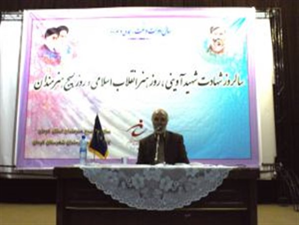 هنرمند واقعی، پوشاندن بدی ها را در اولویت کار خود دارد