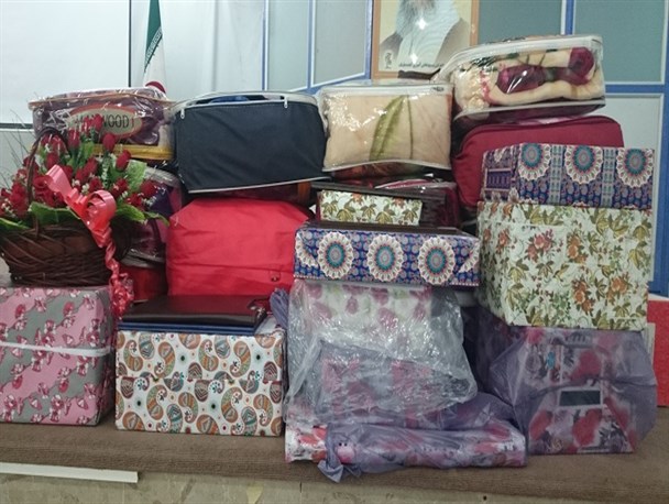 خیر کاشمری ۴۰ تخته پتو به بیمارستان شهید مدرس کاشمر اهدا کرد