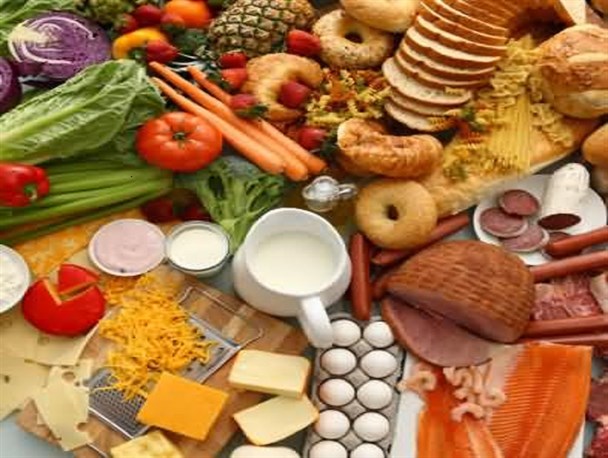 چه تغذیه‌ای باعث افزایش طول عمر می‌شود؟/ چرا برخی از افراد کهنسال حواس خود را از دست می‌دهند؟