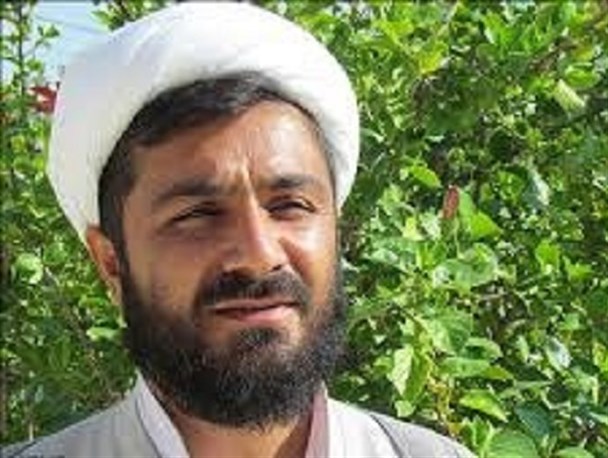 طلبه بسیجی، علاوه بر خود باید جامعه را هم به حرکت درآورد