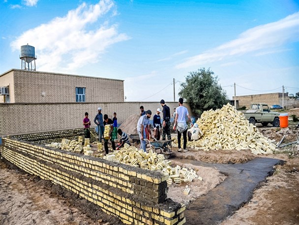 میزبانی روستای “العوده” از دانشجویان جهادگر بسیجی دانشگاه آزاد اهواز + تصاویر