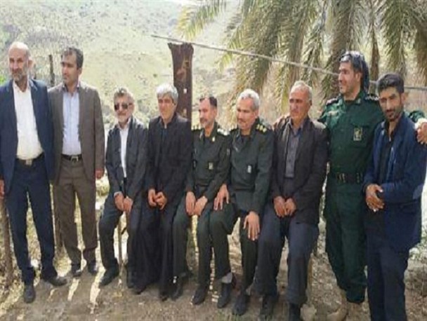 دیدار با خانواده شهیدی که ۷۰۰ رزمنده را نجات داد / آب رسانی به روستای دره کول از بخش لیوس دزفول
