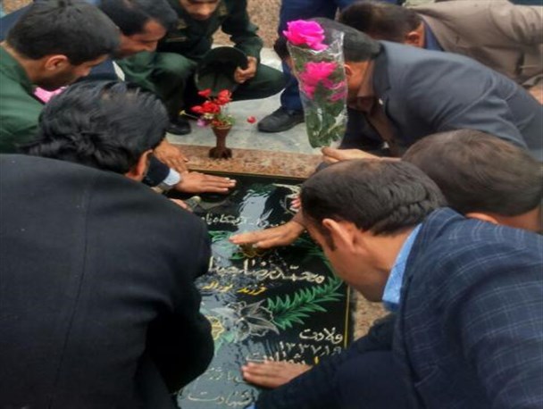 غبارروبی گلزار هنرمند شهید بهمئی+تصاویر