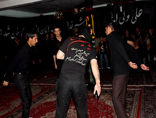 مراسم شب شهادت حضرت زینب (س) در هئیت شهدای مدافع حرم بجنورد