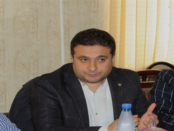قلعه گنج نمونه ای موفق از اتکا به اقتصاد مقاومتی در کشور است/شهرستان لنده بهترین فرصت برای سرمایه گذاری