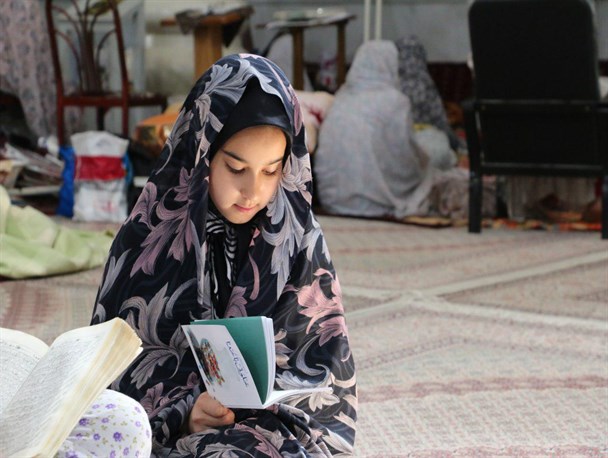 آیین معنوی اعتکاف در گلبهار از نگاه دوربین