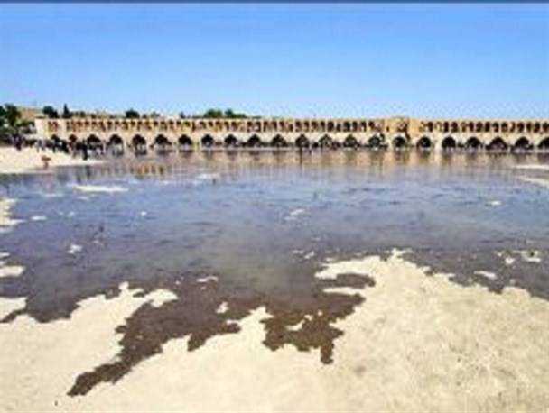 نباید کوچک‌ترین خدشه‌ای به مصوبات طرح ۹ ماده‌ای احیای حوضه آبریز زاینده‌رود وارد شود