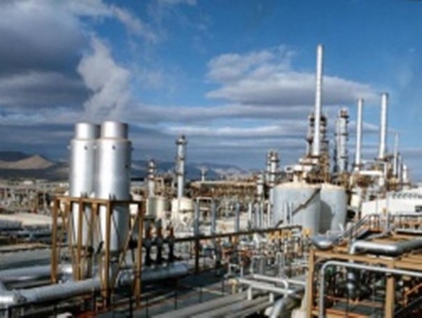 پیشرفت ۸۷ درصدی احداث پتروشیمی میاندوآب/ برای افتتاح در نیمه دوم امسال تلاش می کنیم