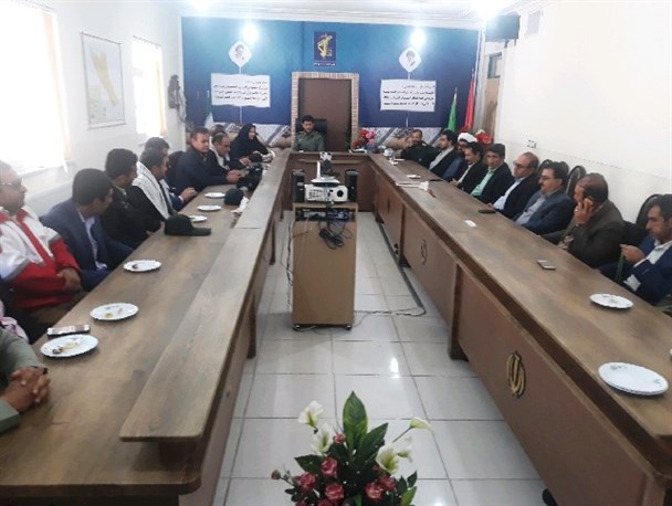 دیدار مدیران ادارات شهرستان دنا با فرمانده سپاه دنا+تصاویر