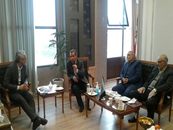 کمبود پزشک معضل اصلی شهر بیرجند/مسئولین مشوق ایجاد کنند