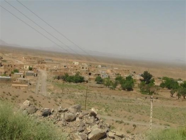 دادگاه کشی و اخطار به مردم زلزله زده روستای شیمی برای ناتوانی در بازپرداخت وام مسکن/ مردم روستا تنها روزی یک ساعت آب شرب دارند