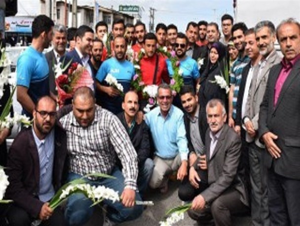حذف جشن صعود و دیدار با خانواده شهید مدافع حرم فریدونکناری از سوی فرابرتری‌ها