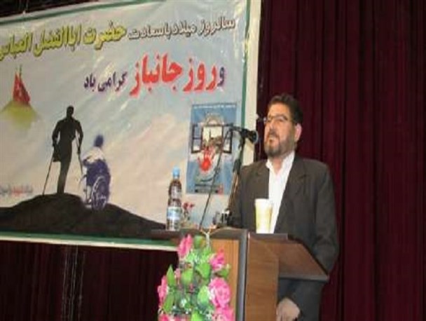 جانفشانی مدافعان حرم، ضامن امنیت امروز مرزهای ما/غرب زده ها به دنبال بزک چهره امریکا هستند