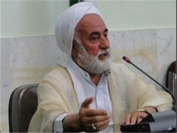 تذکر امام جمعه مهاباد نسبت به وضعیت حجاب در ادارات این شهرستان