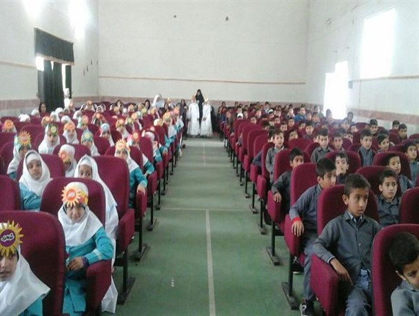 جشن شکرگزاری کسب مهارت روخوانی قرآن دانش آموزان پایه سوم فاروج