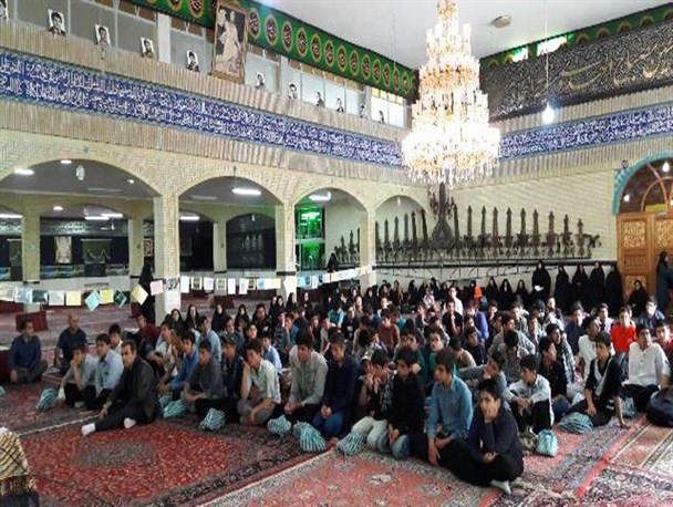 همایش هدایت تحصیلی برای ۹۷۰ دانش‌آموز مدارس دماوند برگزار شد