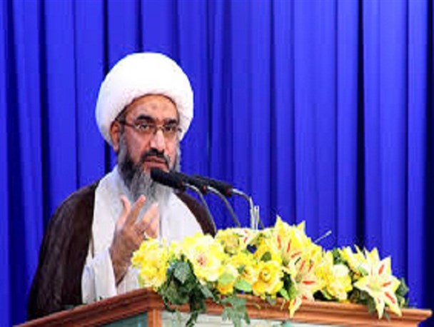 درخواست مردم از دولت اتصال بوشهر به خط ریلی است/ اگر پرواز استان بوشهر به‌جایی دیگر داده شود برخورد جدی خواهیم کرد