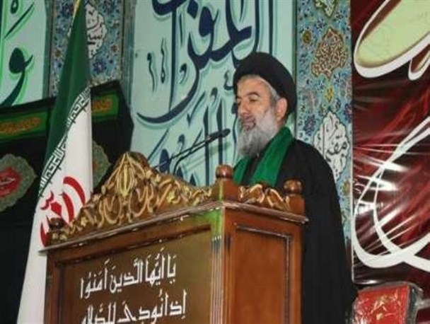 دشمنان در جنگ نرم به دنبال از بین بردن عفت و حیا  هستند