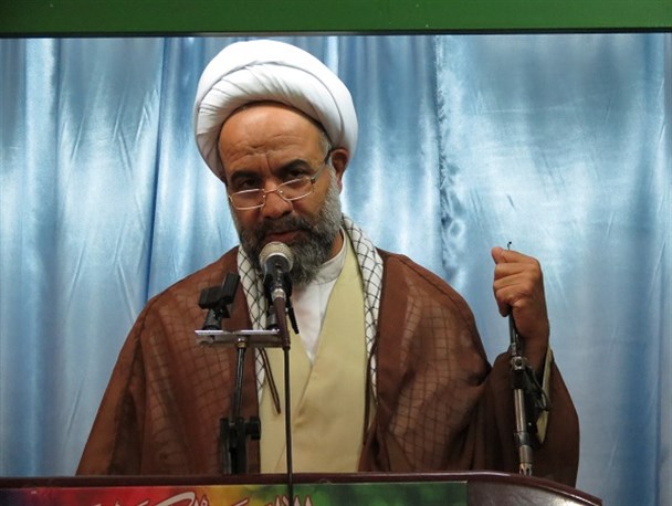کالای قاچاق عامل توقف رونق تولید داخلی است/ عده ای چوب لای چرخ اقتصاد مقاومتی می گذارند