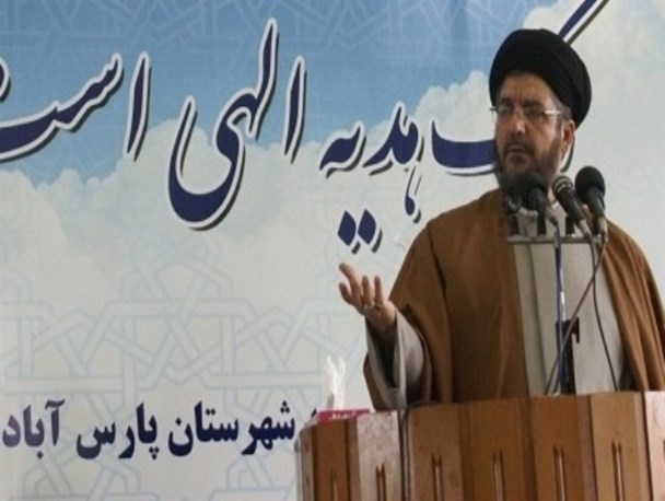 دولت موظف است زمینه ایجاد اشتغال جوانان را فراهم کند