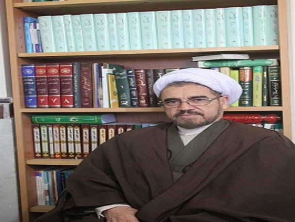 لزوم بالا بردن بصیرت مردم برای مقابله با فتنه دشمن
