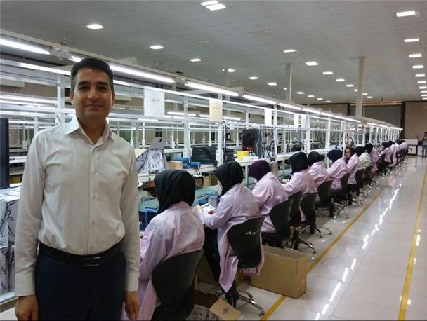 97 درصد گوشی‌های خارجی موجود در بازار قاچاق هستند/ دولت یازدهم تعرفه واردات گوشی را از 60 درصد به 5 درصد کاهش داد