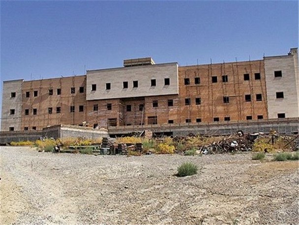 وعده وزیر راه در بروجرد روی زمین ماند
