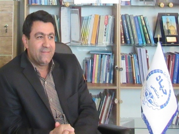 تذکر رئیس جهاد دانشگاهی به دانشجویان درخصوص  عدم ورود به مسائل سیاسی روز در مناظرات