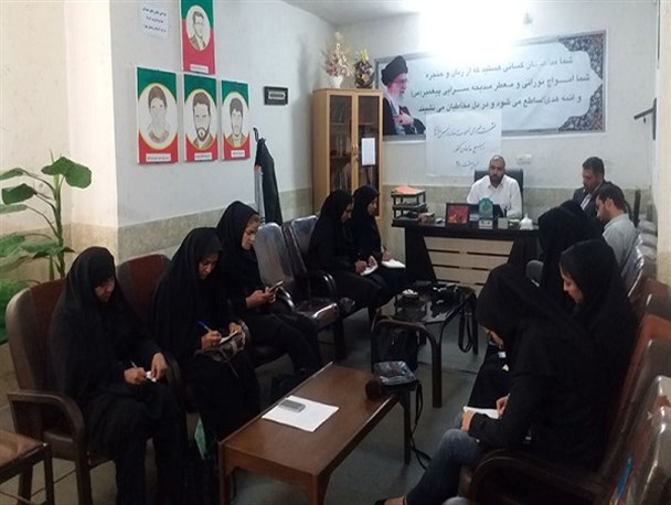 مهم ترین هدف سازمان بسیج مداحان تربیت کادر تراز انقلاب است/ چاپ کتاب روضه های قرآنی برای نخستین بار در سطح کشور