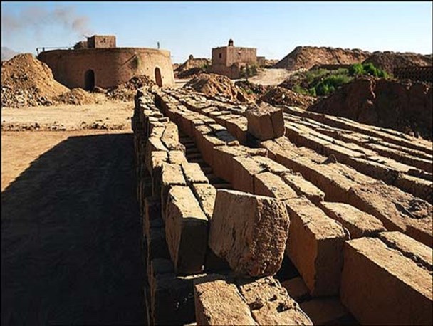 دیوار قیمت آجر باز هم بالاتر رفت/کمبود نیروی کار مهم ترین مشکل کوره داران