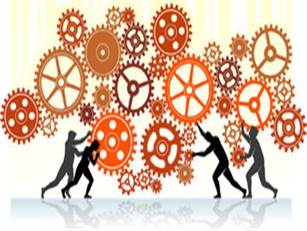 اقتصاد کشور بیمار و نیازمند جراحی بود/ با جهاد تبیین سنگ دشمن بر بدنه خودش اصابت می‌کند