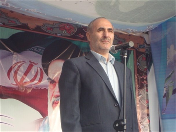 انتقادهای عضو شورای شهر میاندوآب از فقر در آفریقا تا بی عدالتی در برزیل!
