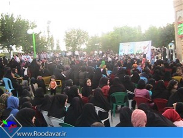 تویسرکان یکپارچه غرق شور و شادی