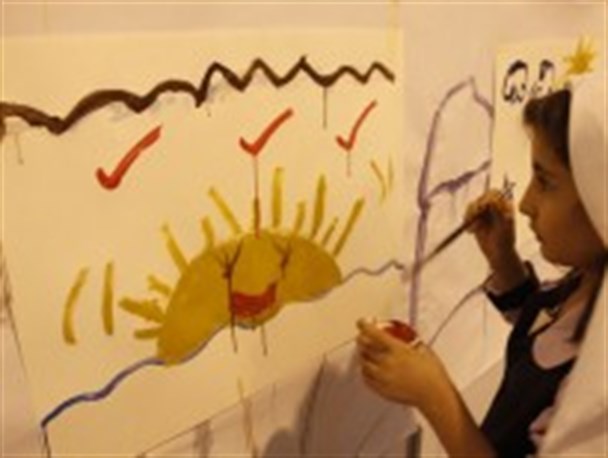 بزرگ ترین نقاشی مهدوی توسط کودکان مشهدی کشیده می شود