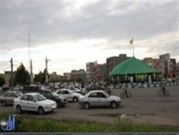 تصاویر/ بزرگترین ایستگاه صلواتی در پارس آباد