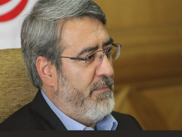 دشمنان با تحلیل از وضعیت داخلی با ما برخورد می کنند/امنیت داخلی ایران دست نخوردنی است
